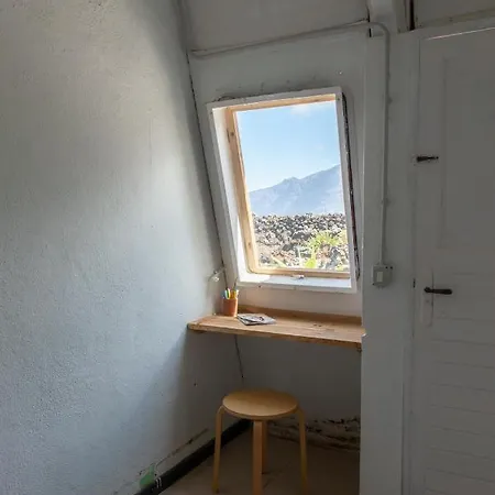 Basic En-suite Bedroom By The Sea 旅馆 Guinea