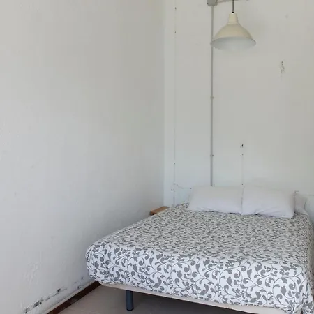 Basic En-suite Bedroom By The Sea